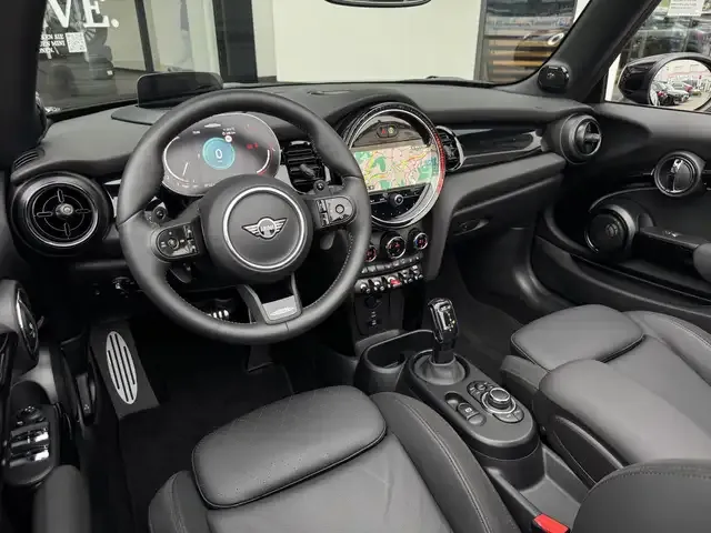 MINI John Cooper Works Cabrio