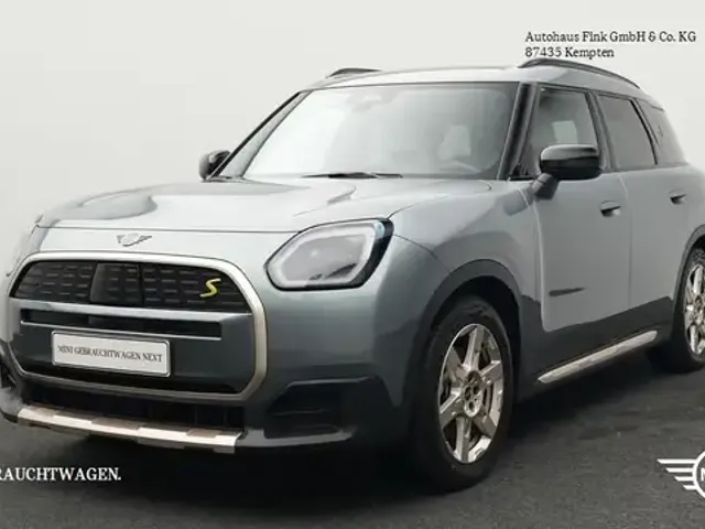 MINI Cooper SE Countryman