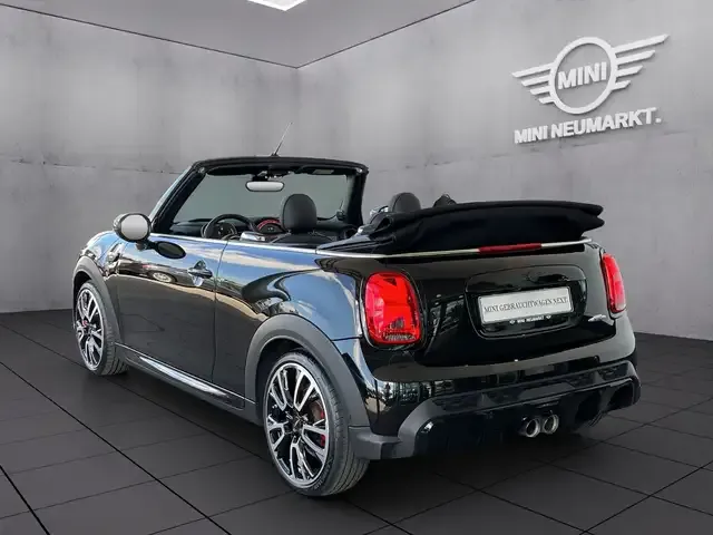 MINI John Cooper Works Cabrio