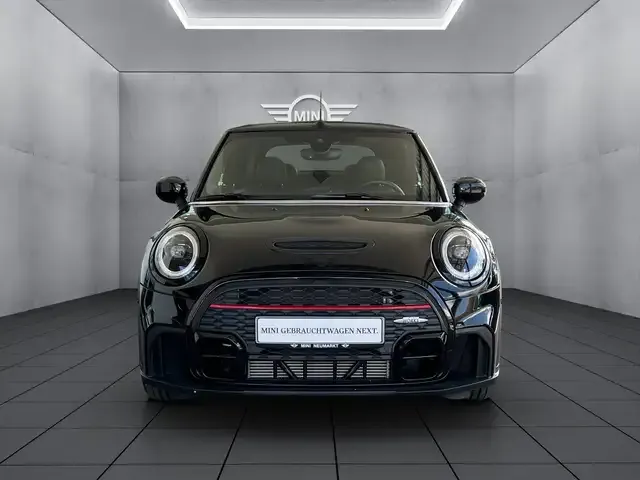 MINI John Cooper Works Cabrio