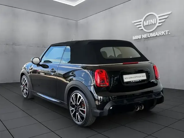 MINI John Cooper Works Cabrio