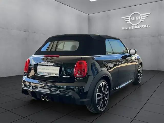 MINI John Cooper Works Cabrio