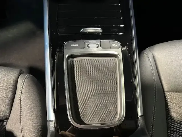 Mercedes-Benz GLA 220