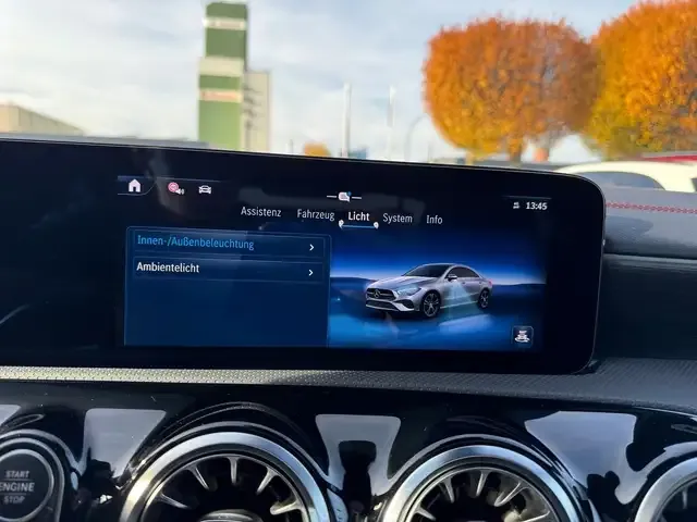 Mercedes-Benz CLA 200