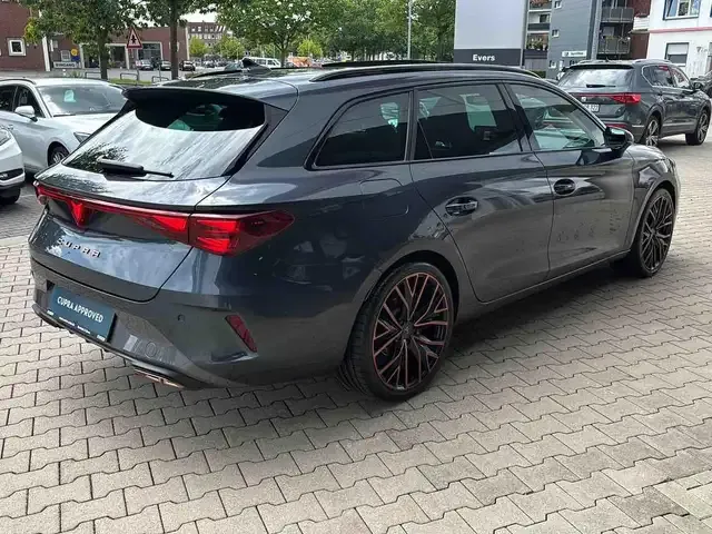 CUPRA Leon