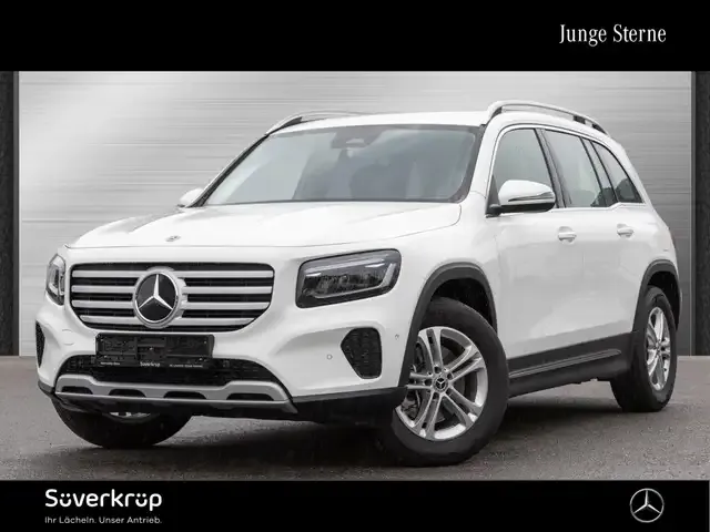 Mercedes-Benz GLB 220