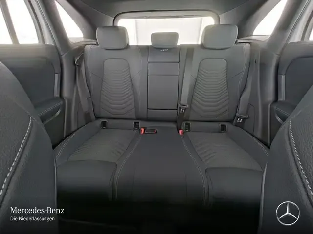 Mercedes-Benz EQA 300