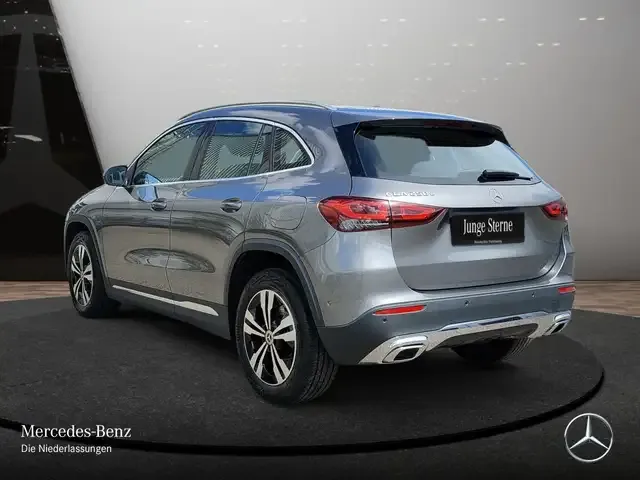 Mercedes-Benz GLA 250