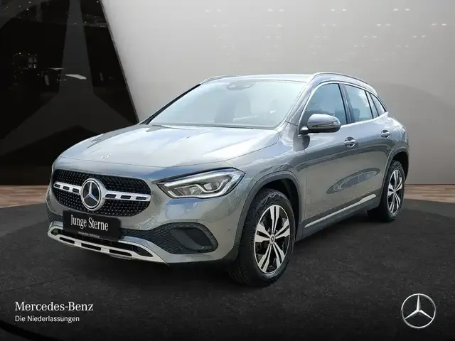 Mercedes-Benz GLA 250