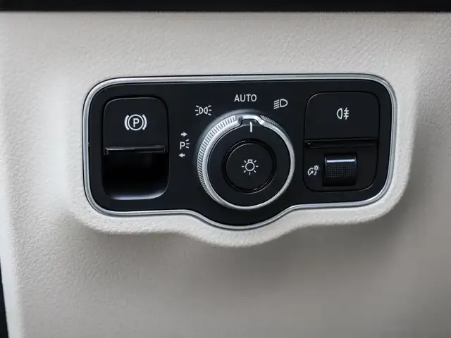Mercedes-Benz EQB 350