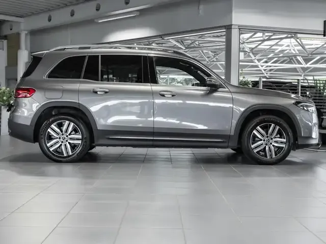 Mercedes-Benz EQB 300