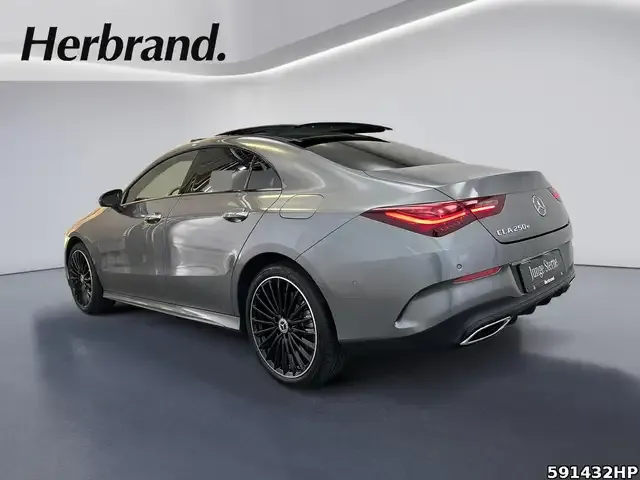 Mercedes-Benz CLA 250