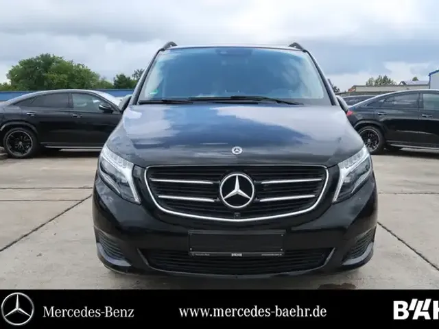Mercedes-Benz V 250