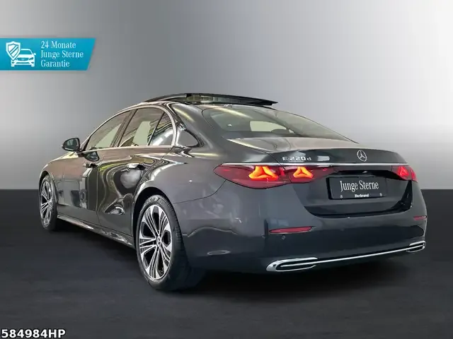Mercedes-Benz E 220