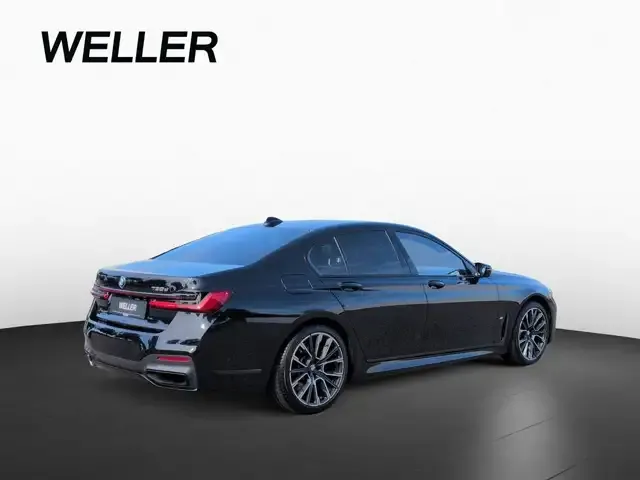 BMW 730
