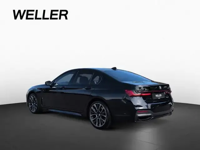BMW 730