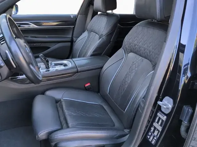BMW 730