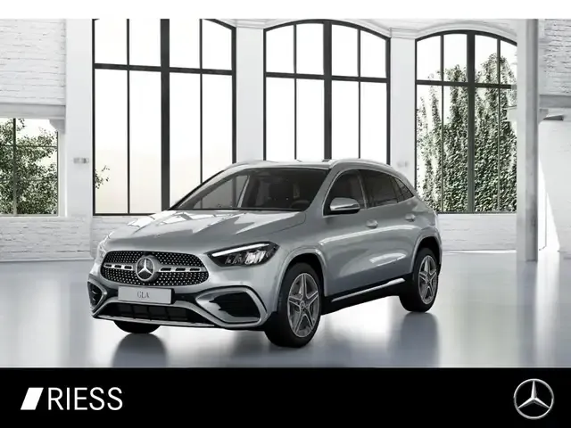 Mercedes-Benz GLA 200