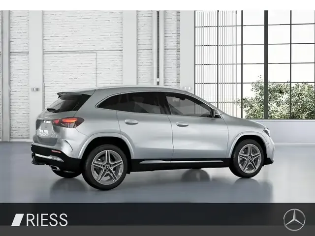 Mercedes-Benz GLA 200
