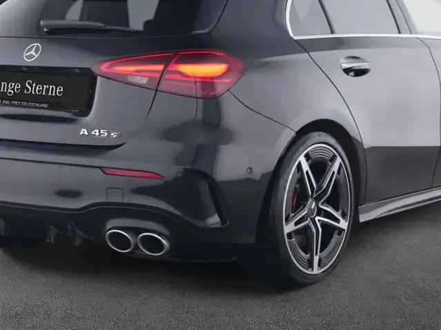 Mercedes-Benz A 45 AMG