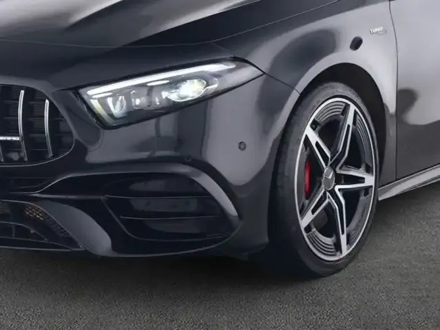 Mercedes-Benz A 45 AMG