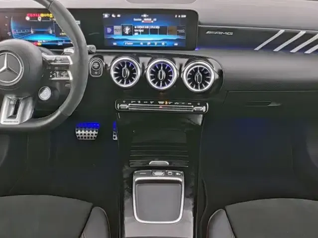 Mercedes-Benz A 45 AMG