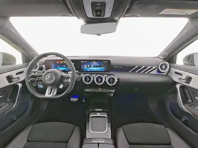 Mercedes-Benz A 45 AMG