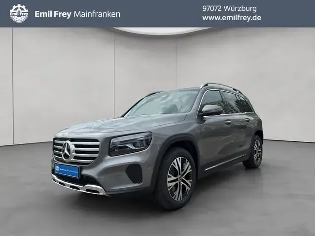 Mercedes-Benz GLB 200