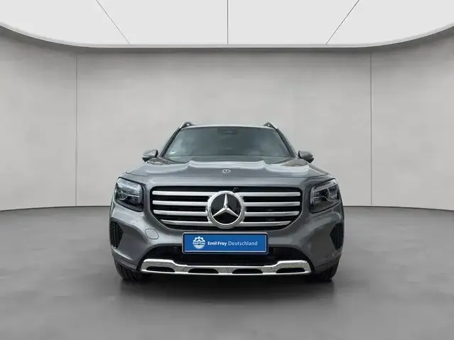 Mercedes-Benz GLB 200