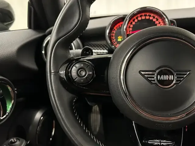 MINI John Cooper Works Cabrio