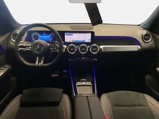 Mercedes-Benz GLB 200