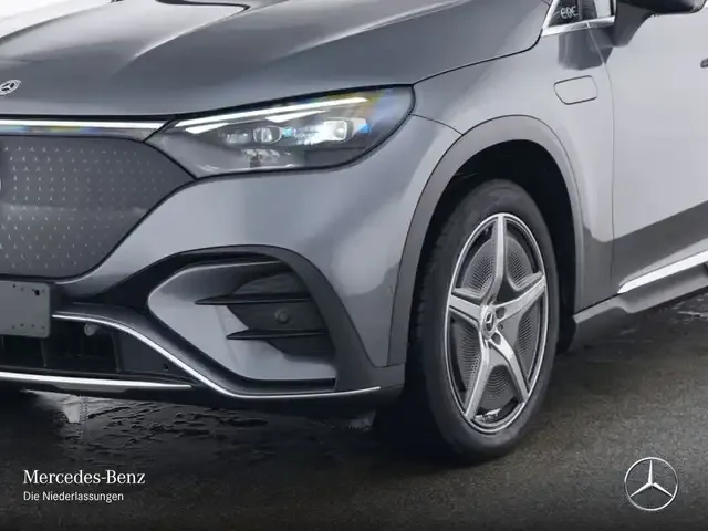 Mercedes-Benz EQE SUV