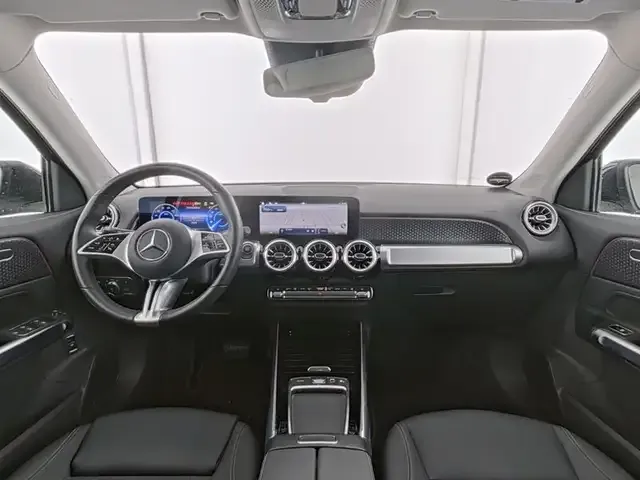 Mercedes-Benz EQB 350