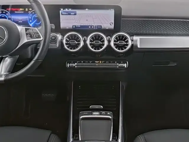 Mercedes-Benz EQB 350