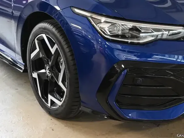 Volkswagen Golf R