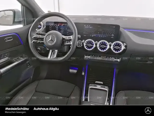 Mercedes-Benz B 220