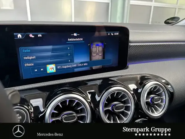 Mercedes-Benz CLA 180