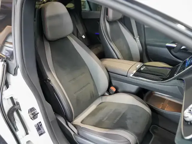 Mercedes-Benz EQE 350