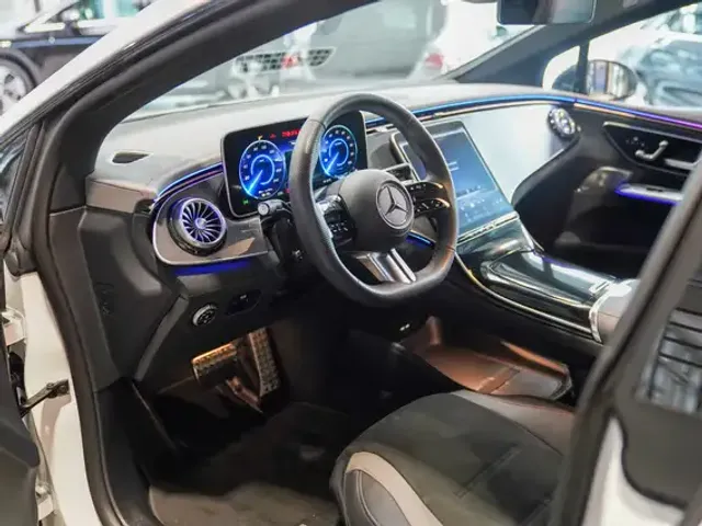 Mercedes-Benz EQE 350