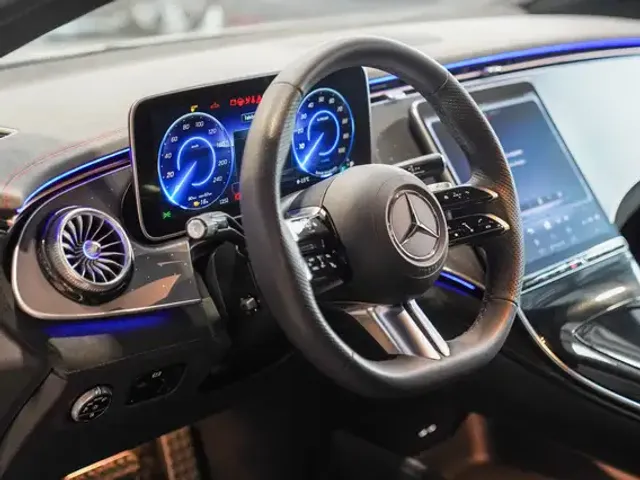 Mercedes-Benz EQE 350