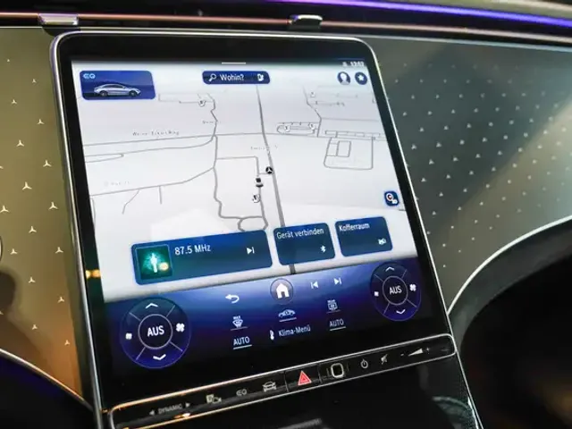 Mercedes-Benz EQE 350