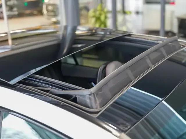 Mercedes-Benz EQE 350