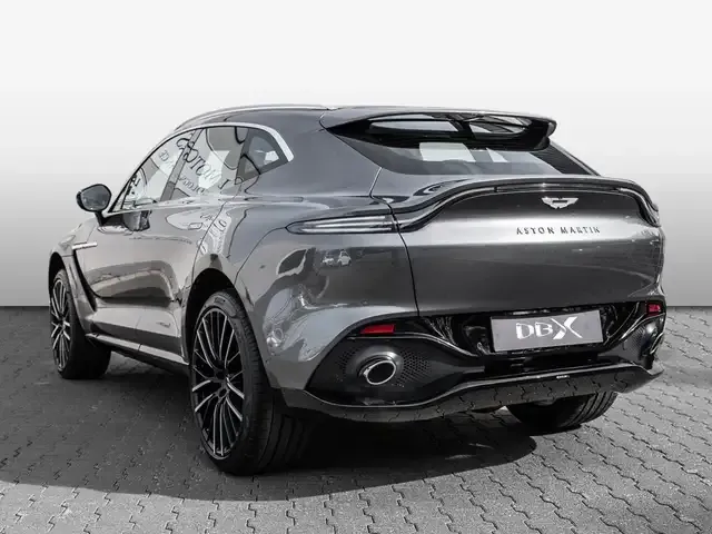 Aston Martin DBX