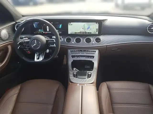 Mercedes-Benz E 63 AMG