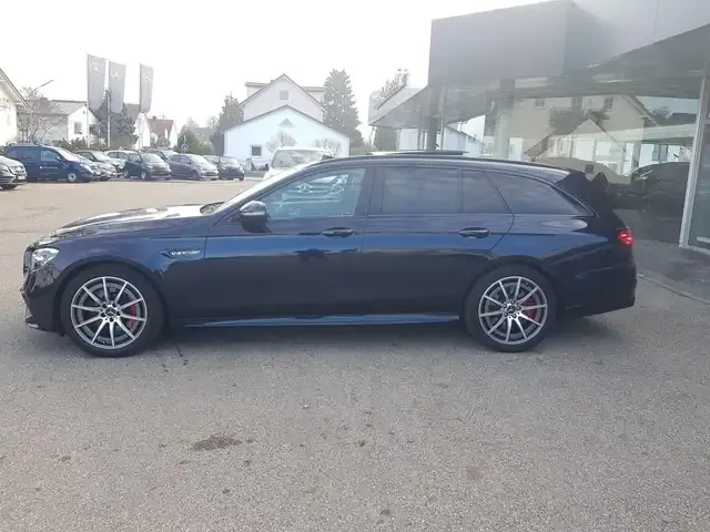 Mercedes-Benz E 63 AMG