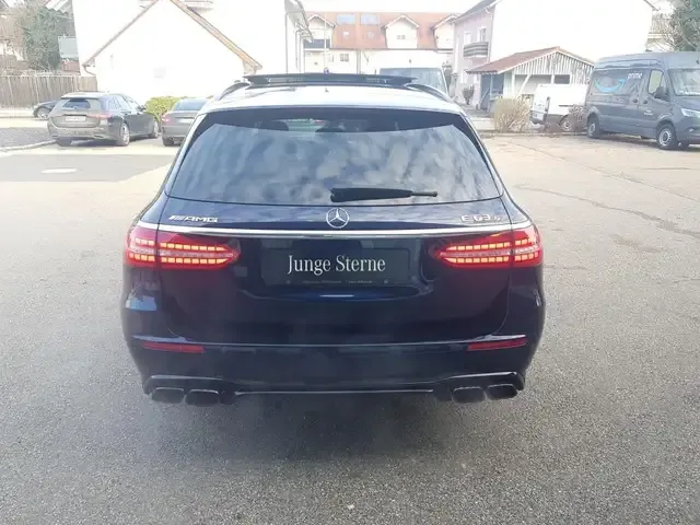 Mercedes-Benz E 63 AMG