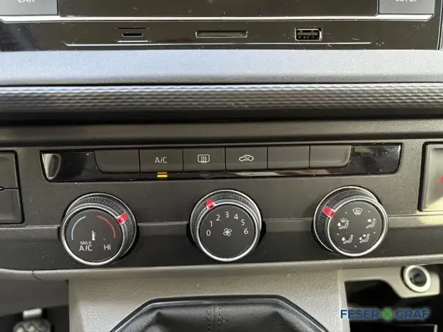 Volkswagen T6.1 Caravelle