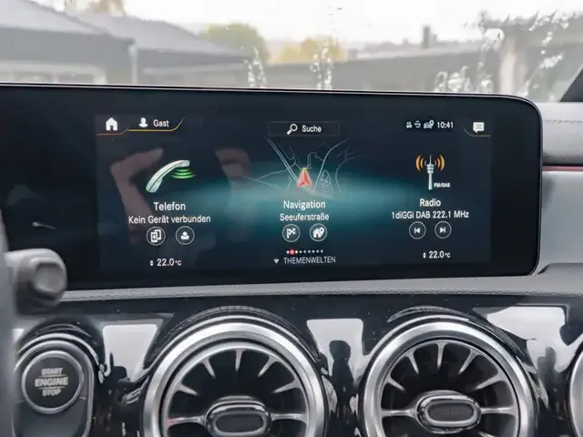 Mercedes-Benz CLA 250