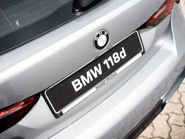 BMW 118