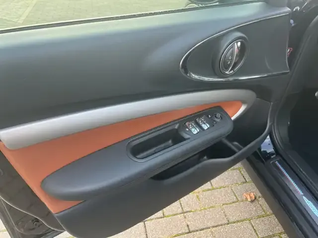 MINI John Cooper Works Clubman